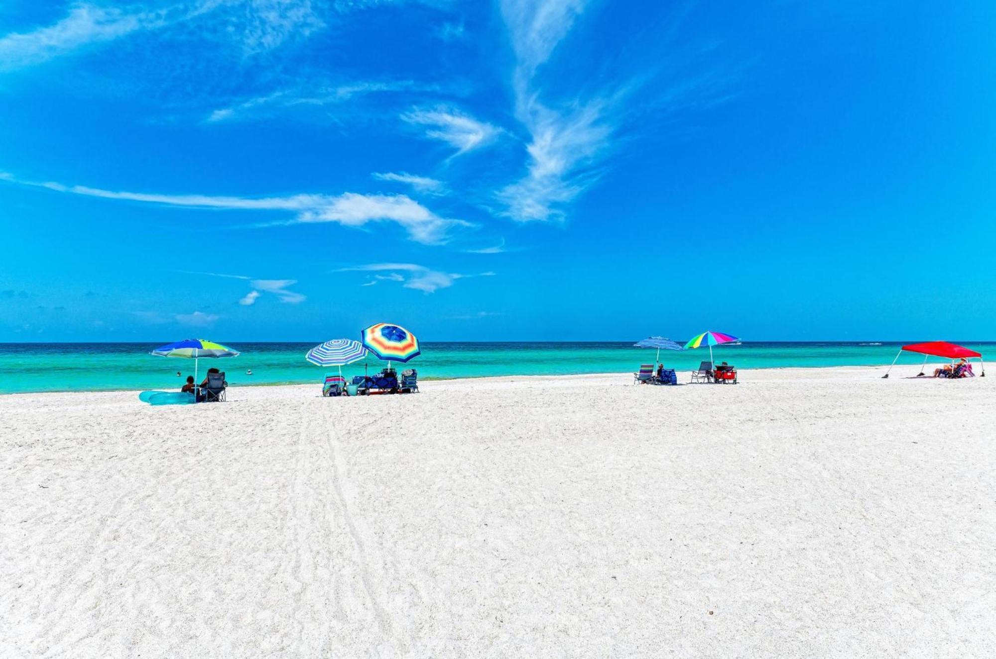 Anna Maria Island Runaway Tropical Dream-One Minute Walk To The Beach-Heated Pool Bradenton Beach Exterior foto