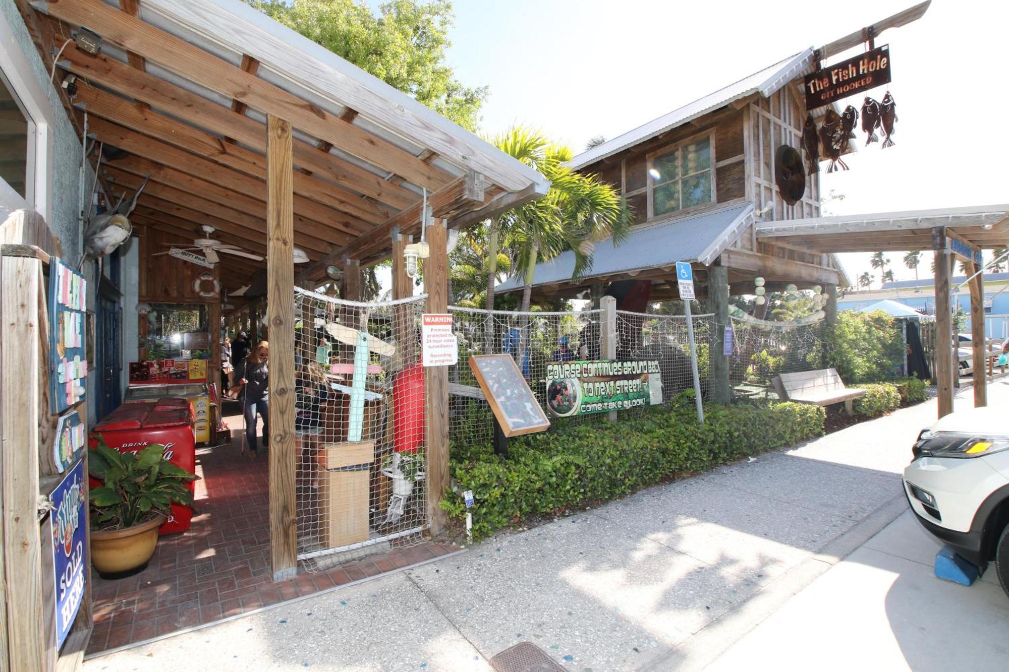 Anna Maria Island Runaway Tropical Dream-One Minute Walk To The Beach-Heated Pool Bradenton Beach Exterior foto